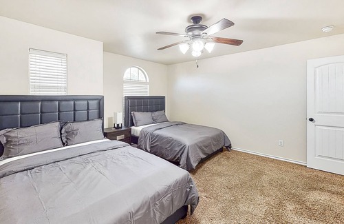 Midland House | Maple of Legends