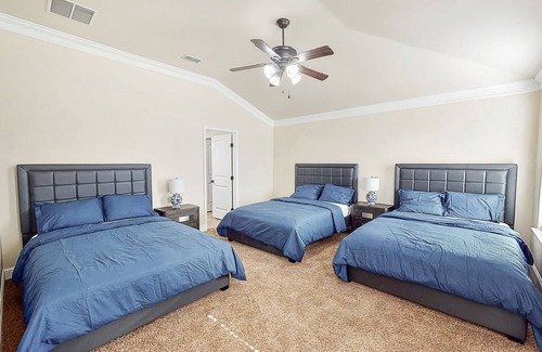Midland House | Maple of Legends