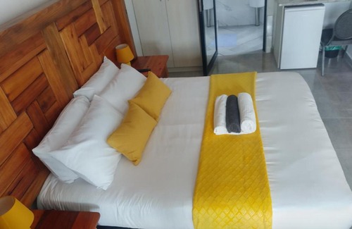 Temba House | Mapulaneng Guest House