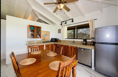 Tamarindo House | Mar Azul Zen Triplex Relaxing Zen Mountain Retreat, Pool and Yoga Platform