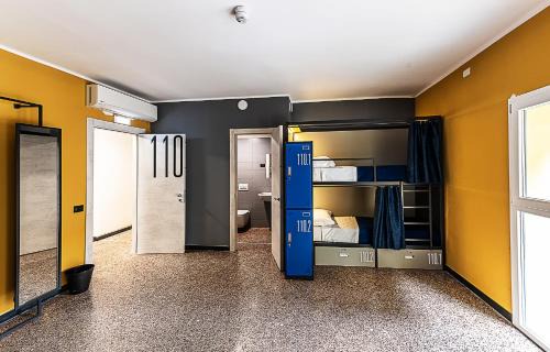 San Vincenzo Hostel | Marathon Hostel