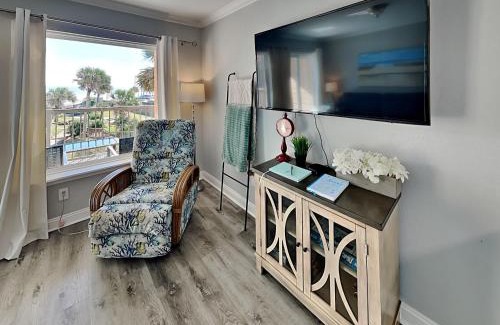 Galveston Apartment | Maravilla 205-Anchor Management