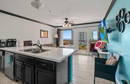Galveston Apartment | Maravilla- Across the gulf