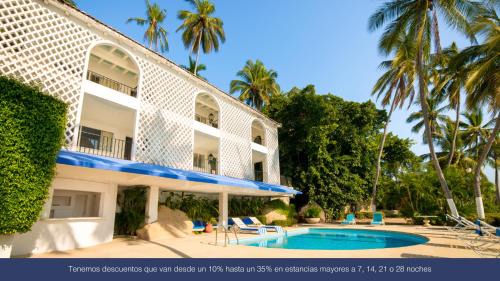 Pichilingue Villa | Maravillosa casa con 7 habitaciones, acceso directo a playa pichilingue, bahía de puerto marqués, zona diamante Acapulco