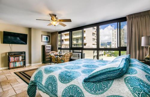 Waikiki Apartment | @ Marbella Lane Mountain View Studio, steps from Wakiki Beach