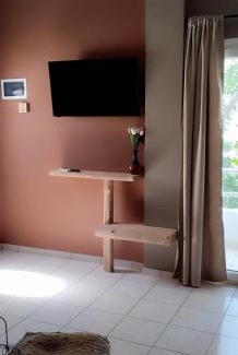 Merichas Apartment | Marbil Irida