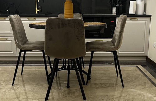 Kentron Apartment | Marble Haven/Republic square/Parking/Netflix