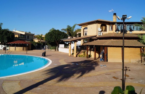 Campofelice di Roccella Villa | Mareluna Family Resort - Villa 6 - Wi-Fi and A / C!