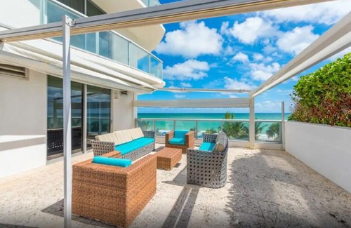 Sunny Isles Beach Resort | Marenas Privately Managed By Miami And The Beaches Rentals