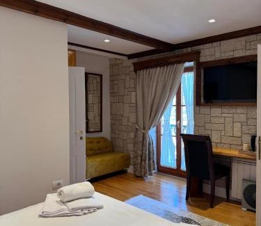 Jala Hotel | Mari's Guesthouse