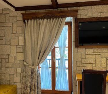 Jala Hotel | Mari's Guesthouse