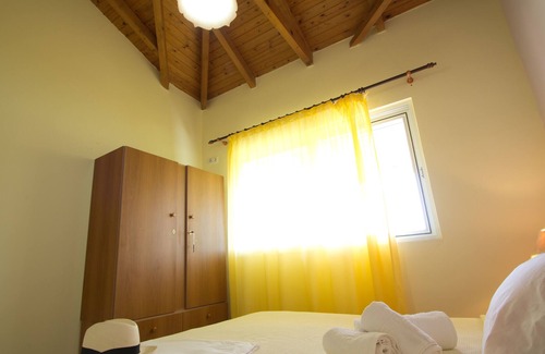 Pylos-Nestoras House | Maria Elena Villas 3 with amazing view to Messinian Bay!!!