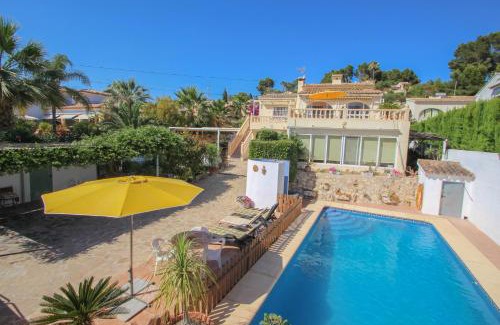Benissa Coast Villa | Maria - pretty holiday property with garden and private pool in Benissa