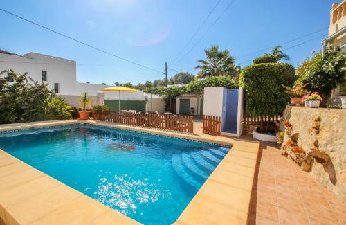 Benissa Coast Villa | Maria - pretty holiday property with garden and private pool in Benissa