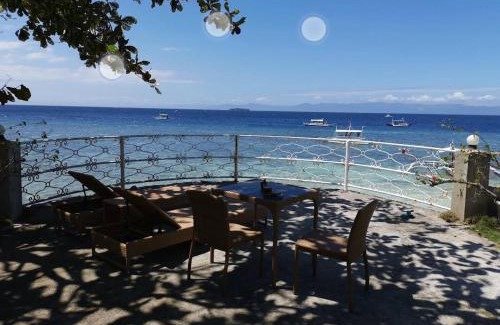 Basdiot Apartment | Mariana Beach House Formerly Mariana Guesthouse