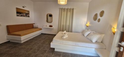 Ano Meria Apartment | Marianthi Studios