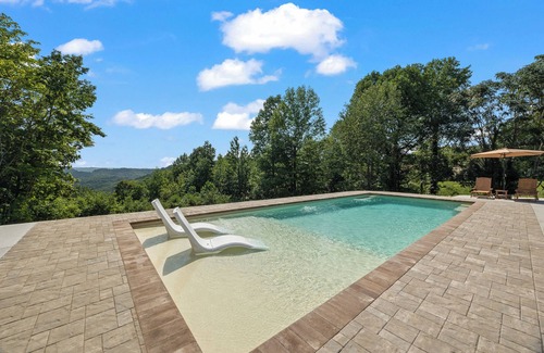 Silver Point Cabin | Marigold: Luxury Glamping Pool & Hot Tub & A/C