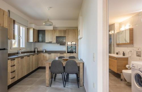 Agkisaras Apartment | Marigold Seaside A2