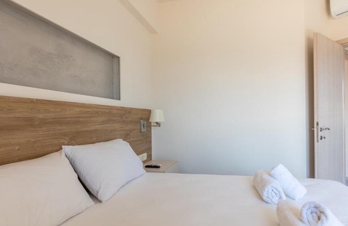 Agkisaras Apartment | Marigold Seaside B1