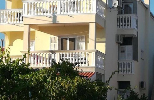 Tribunj Apartment | Marija - 100 m from beach: A2 (4) - Tribunj
