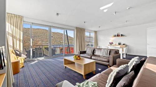 Frankton Apartment | Marina Apartment 406