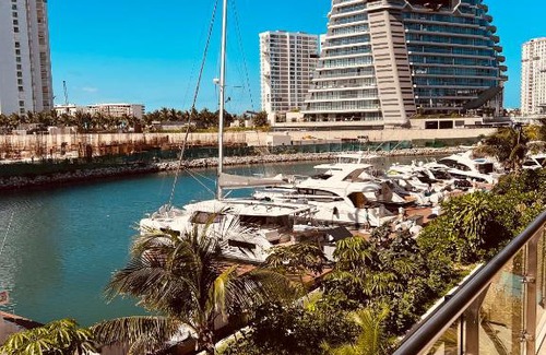 Zona Hotelera Apartment | Marina Condos Corazón 201