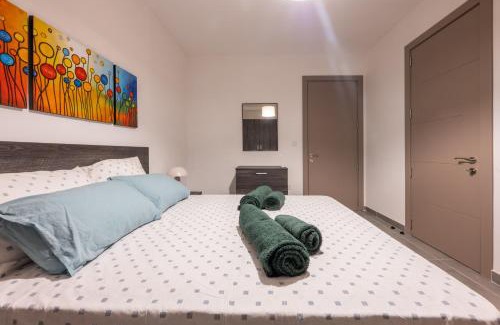 Pieta Apartment | Marina Di Valletta View Apartment