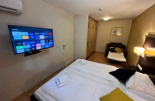 Seca Apartment | Marina Portoro Family Friendly Apartment 1 - One Bedroom Apartment