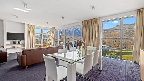 Frankton Apartment | Marina Quarters 406B