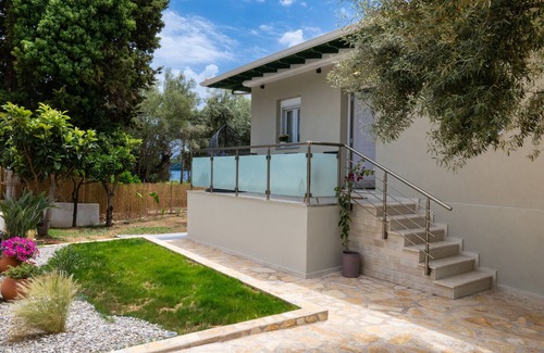 Spanokhorion House | Marina's house Pergiali Lefkada,2-bedroom estate with AC, WiFi, Parking
