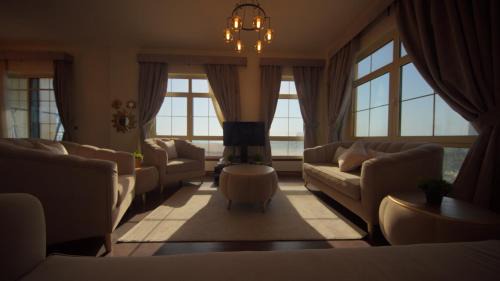 Bay La Sun Apartment | marina two apartment 201 with direct sea view