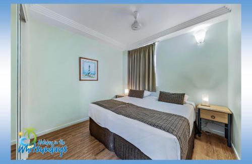 Airlie Beach Apartment | Marina views at Airlie 10F - 1 bedroom