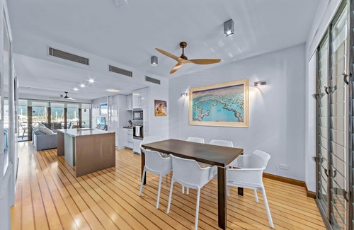 Airlie Beach Apartment | Marina Views at The Boathouse