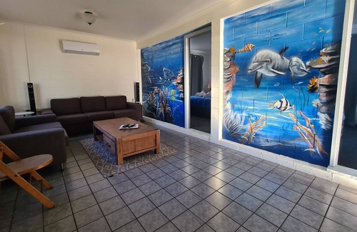 Loch Sport House | Marina Views, Murals, Views & tranquility.