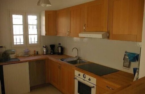Aigues-Mortes Villa | Marina with private garden in charming residence in Aigues Mortes.