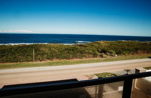 Port Elizabeth Apartment | Marine48 Self-catering Port Elizabeth