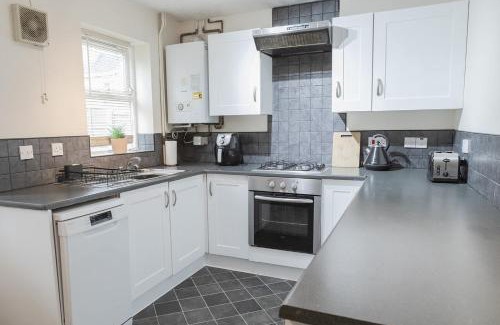 Edgbaston House | Mariner House, Great Location With Parking