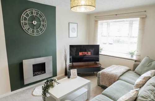 Edgbaston House | Mariner House, Great Location With Parking