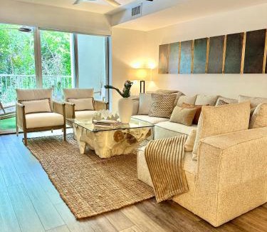 Rock Harbor Apartment | MARINERS PERFECT FOR TWO FAMILIES, IN-LAWs QUARTERS