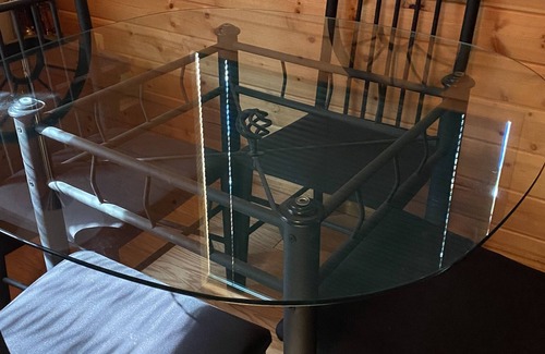 Mammoth Creek House | Marjos Cabin at the Lake