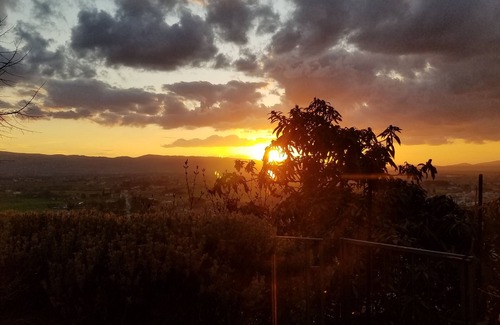 Spello Apartment | Mark Anthony - Hilltop Medieval Escape with Panoramic View