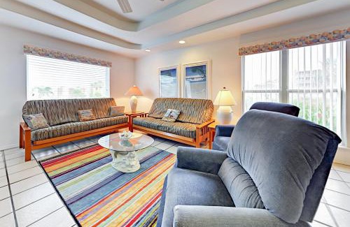 South Padre Island Apartment | Marlin Street Tomehome A
