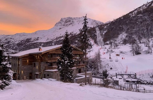 Bonneval-sur-Arc Apartment | Marmotte 104 - Bright apartment up to 8/9 guests in front of the chairlift