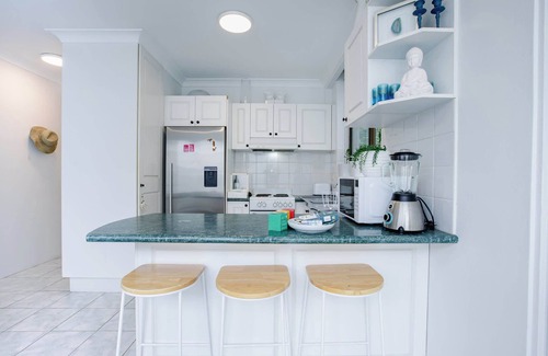 Maroubra Apartment | Maroubra Beachside 3 Bed Apt - New Listing