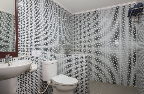 Bendungan Hilir Hotel | Marrakesh Inn