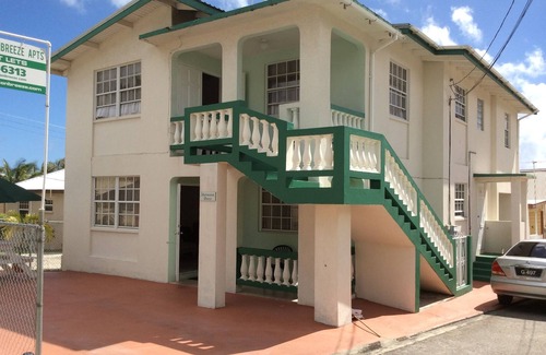 Worthing Apartment | Marranton Breeze Apartment Apartment (2)