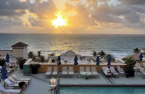 Central Beach Villa | Marriott BeachPlace Towers 2BR Full Kitchen Vibrant location Must Stay!