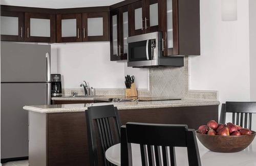 Las Vegas Condo | Marriott Grand Chateau | Three 3BR/3BA Villas