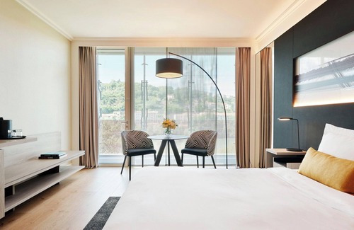 6th Arrondissement Hotel | Marriott Lyon Cité Internationale
