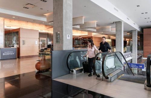 Dorval Hotel | Marriott Montreal Airport In-Terminal Hotel